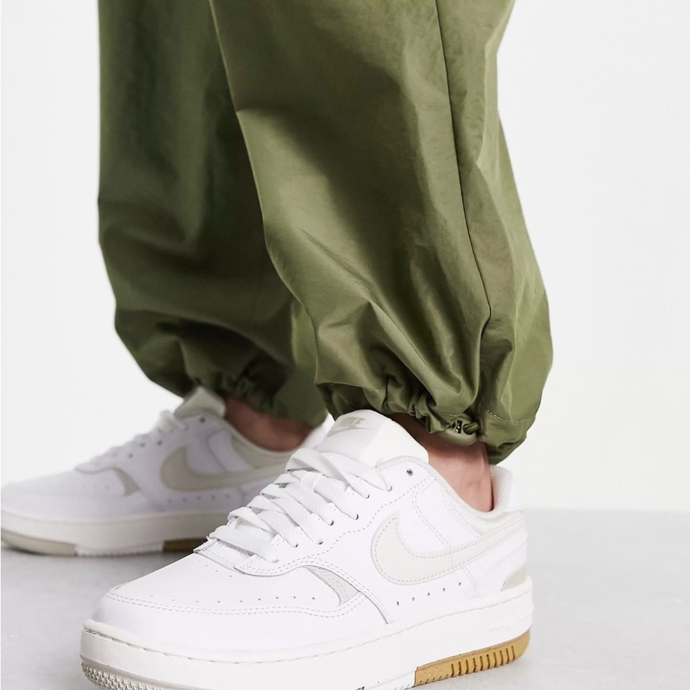 Nike Gamma Force Women’s Sz9